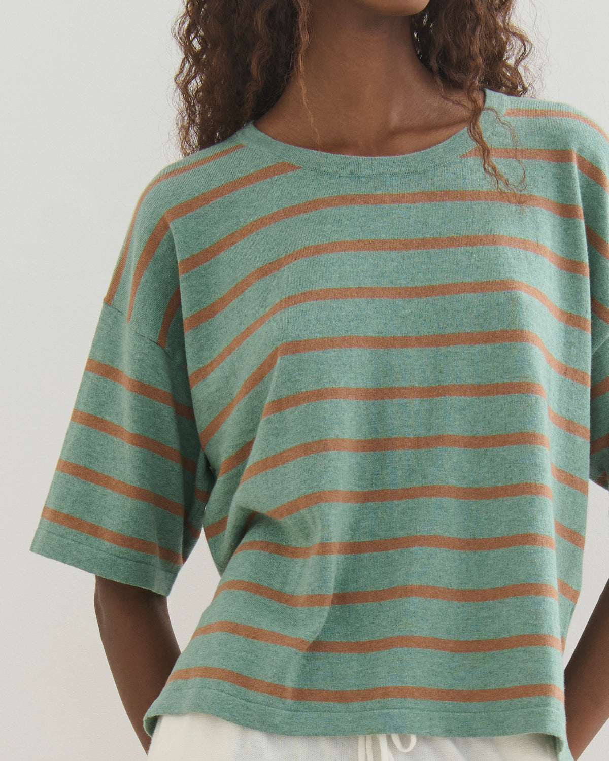 ROAM FREE MID SLEEVE COTTON CASHMERE TEE - POWDERY GREEN