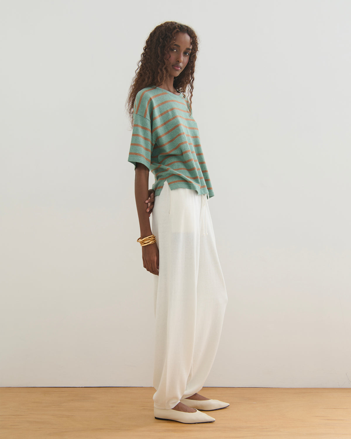 ROAM FREE MID SLEEVE COTTON CASHMERE TEE - POWDERY GREEN