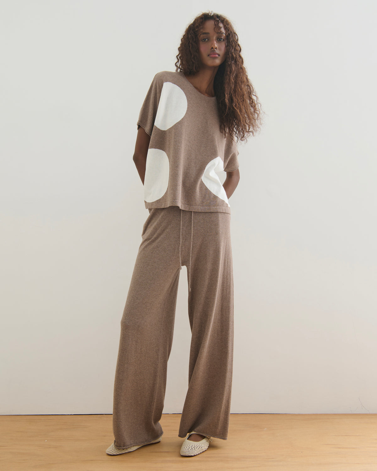 AIRY POLKA COTTON CASHMERE TOP - TAUPE