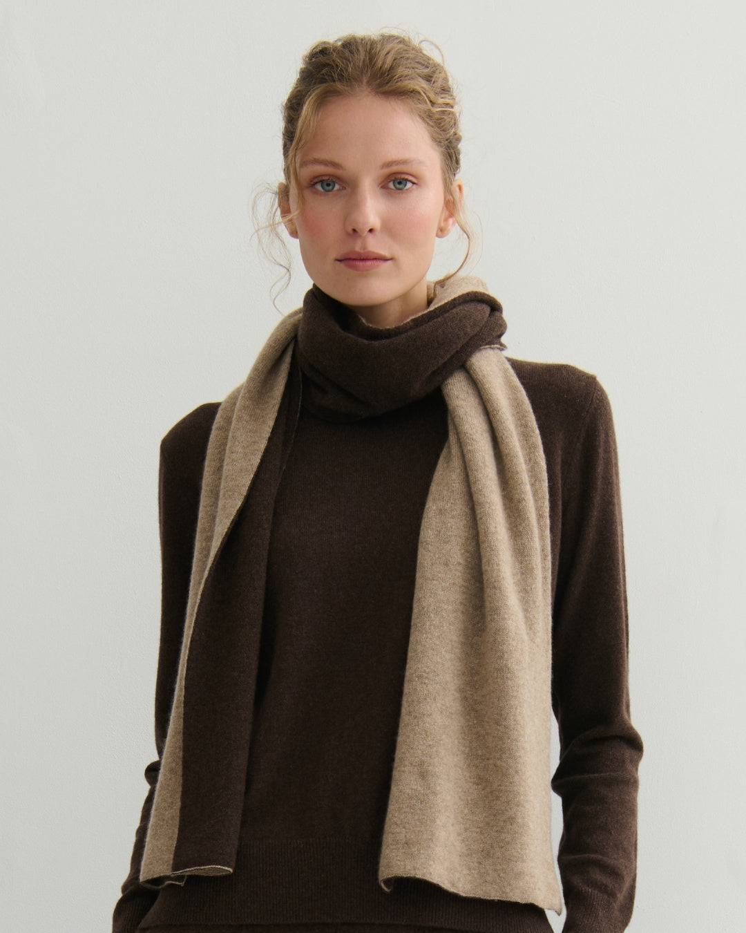 CASHMERE DOUBLE LAYER SCARF - SHIITAKE CHOCOLATE