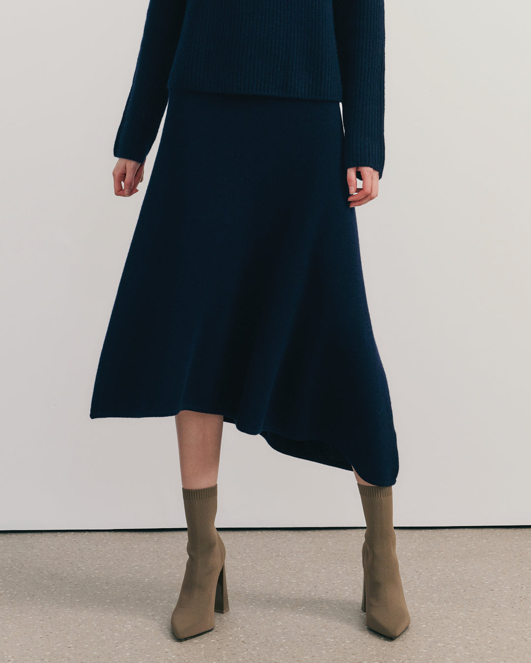 CASHMERE BLEND ASYMMETRICAL SKIRT - NAVY